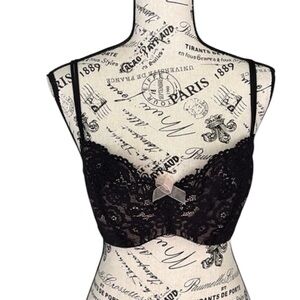 B.tempt’d black lightly padded lace overlay bra adjustable straps Sz 36DD